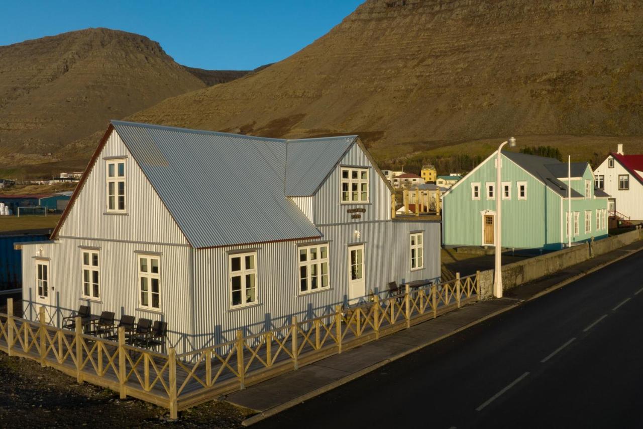 Hotel Pálshús Patreksfjordur Esterno foto